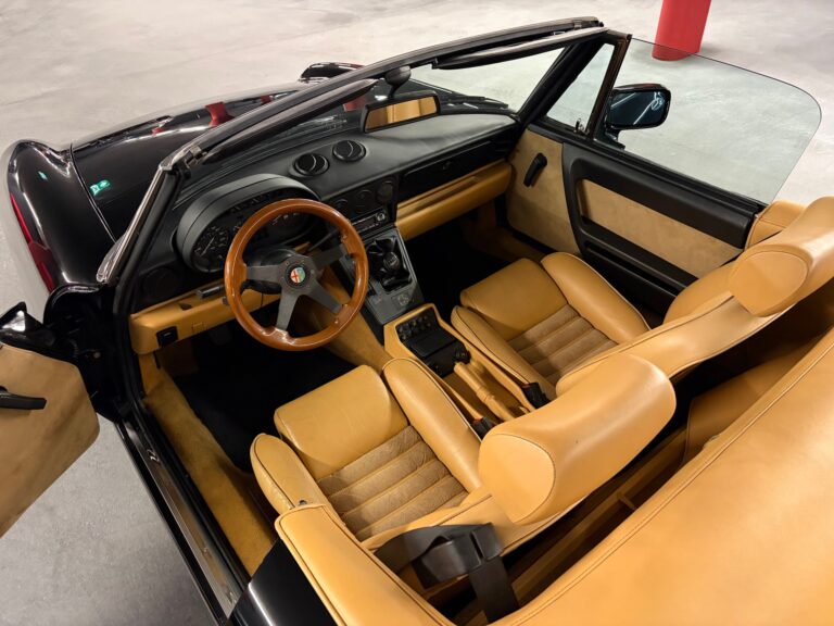 Alfa Romeo Spider 2.0 Veteranfahrzeug