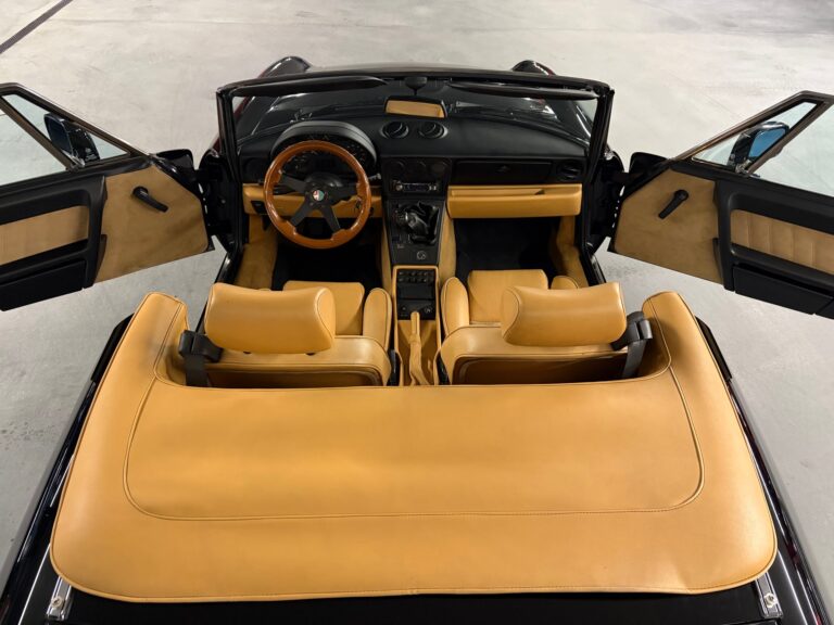 Alfa Romeo Spider 2.0 Veteranfahrzeug