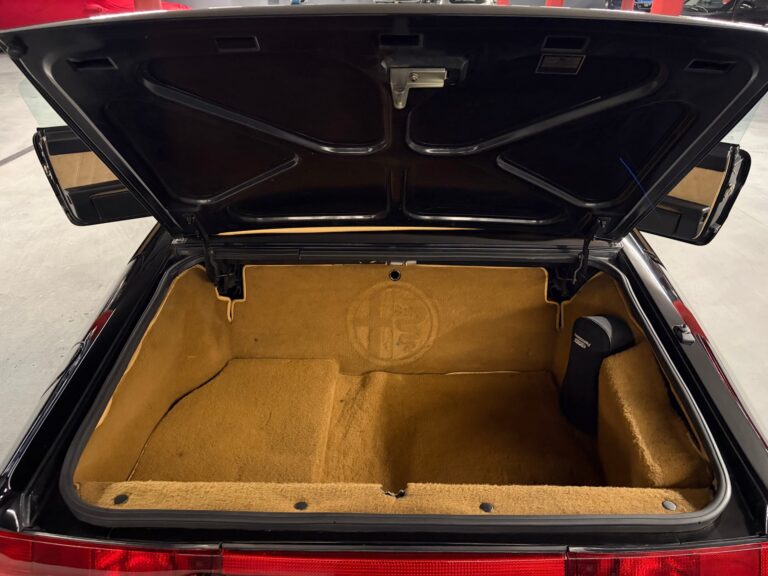 Alfa Romeo Spider 2.0 Veteranfahrzeug